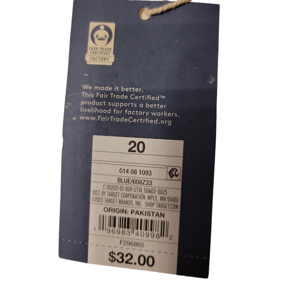 Universal Thread, NWT, Jeans, High-Rise 90s Slim, Distressed, Women's sz 20 Reg, - Picture 3 of 4